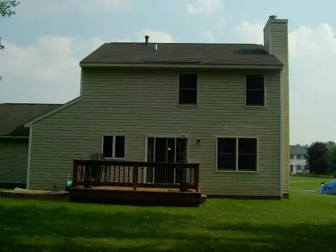 71 Rotterdam Dr, Glenmont, NY 12077 photo 4