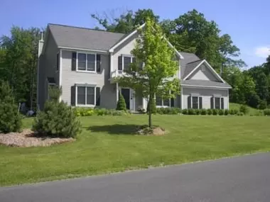 92 Gullane Dr, Slingerlands, NY 12159 photo 3