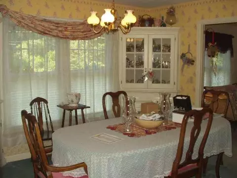 58 Oldox Rd, Delmar, NY 12054 photo 6