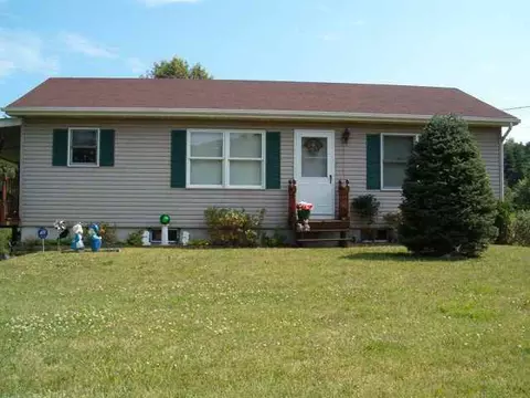 8 Flower Rd, Troy, NY 12180 photo 1