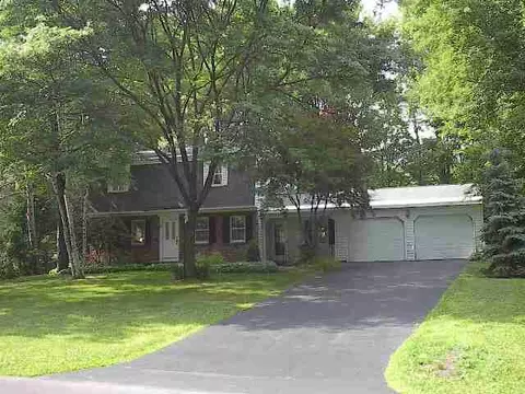 70 Carstead Dr, Slingerlands, NY 12159 photo 1