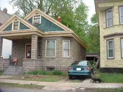 965 Maple Ave, Schenectady, NY 12307 photo 1