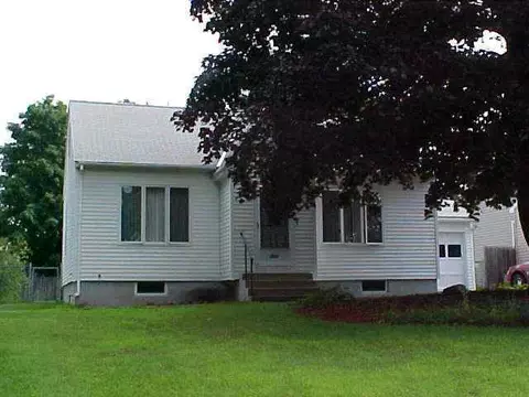 2905 Windermere Rd, Schenectady, NY 12304 photo 1