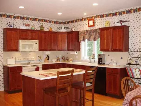 6 Barrington Ct, Delmar, NY 12054 photo 2
