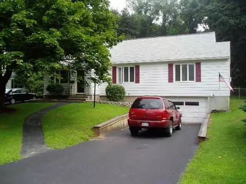 5 Marion Rd, Delmar, NY 12054 photo 1