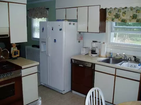 5 Marion Rd, Delmar, NY 12054 photo 7