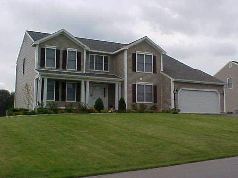 10 Silver Creek Dr, Glenmont, NY 12077 photo 1