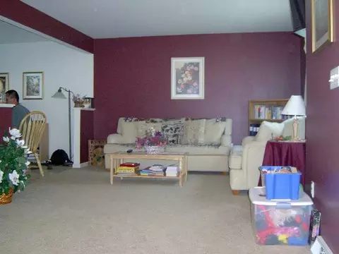 190 Glenmont Rd, Glenmont, NY 12077 photo 3