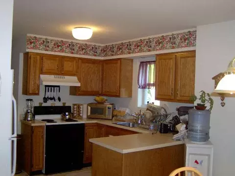 190 Glenmont Rd, Glenmont, NY 12077 photo 4