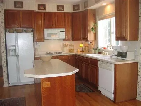47 Fields End Dr, Glenmont, NY 12077 photo 4