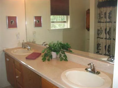 47 Fields End Dr, Glenmont, NY 12077 photo 8