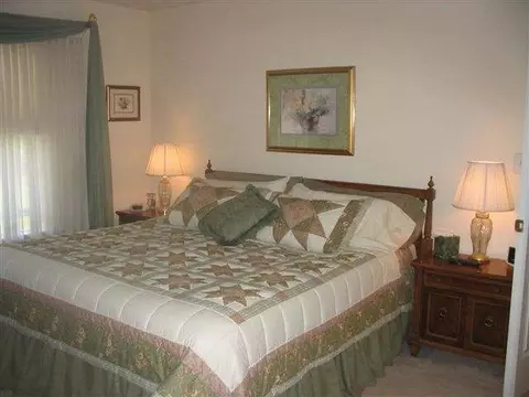 47 Fields End Dr, Glenmont, NY 12077 photo 10