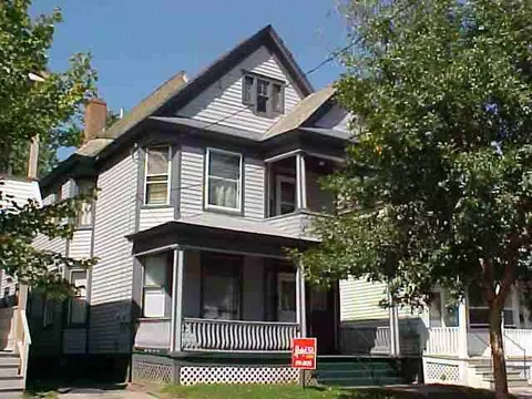 75 Linden St, Schenectady, NY 12304 photo 1