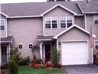 88 Marsdale Ct, Selkirk, NY 12158 photo 1