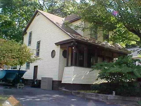 2131 Colgate Pl, Schenectady, NY 12304 photo 1