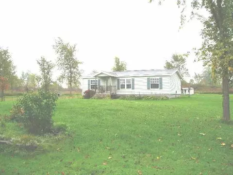 620 W Lykers Rd, Sprakers, NY 12166 photo 2