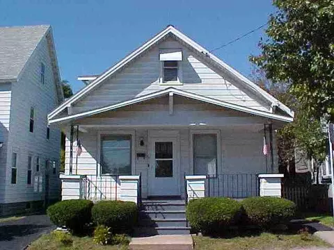 19 Spruce St, Schenectady, NY 12304 photo 1