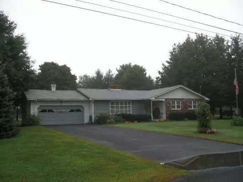 29 Hemlock St, Valatie, NY 12184 photo 1
