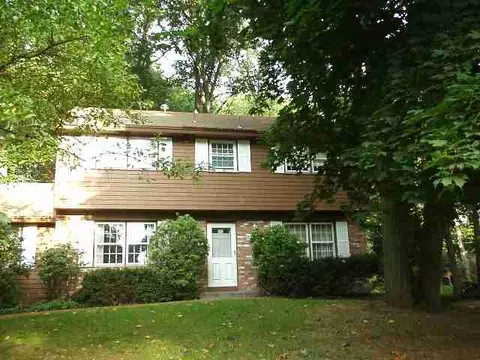 107 Berwick Rd, Delmar, NY 12054 photo 2