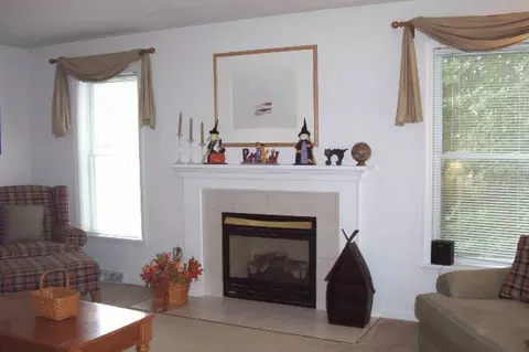 2 Christopher Way, Halfmoon, NY 12065 photo 2