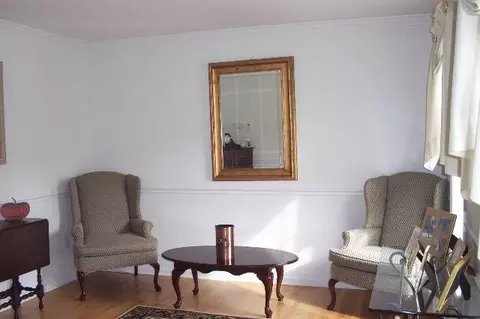 2 Christopher Way, Halfmoon, NY 12065 photo 4