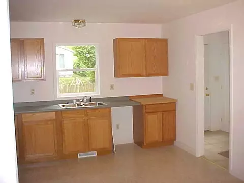 234 Bradford Rd, Schenectady, NY 12304 photo 5