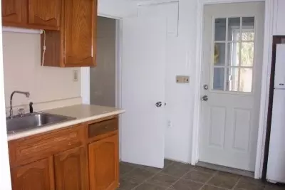 2827 Coniston Rd, Schenectady, NY 12304 photo 3