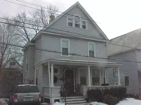 38 Spruce St, Schenectady, NY 12304 photo 1