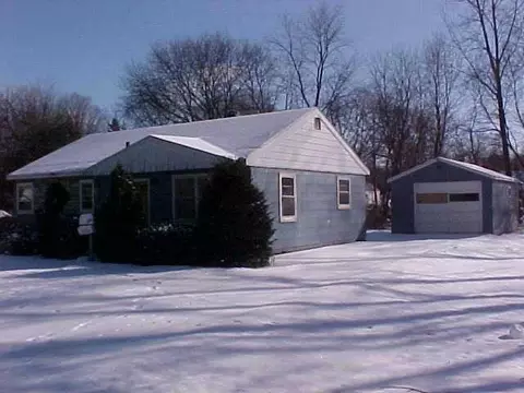 166 Chiswell Rd, Schenectady, NY 12304 photo 2