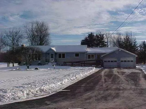 6 Gauthier Dr, Clifton Park, NY 12065 photo 1