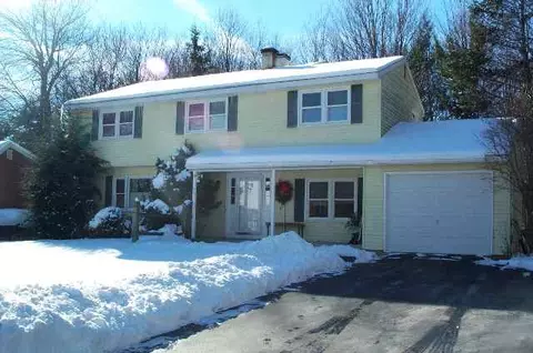 125 Jefferson Rd, Glenmont, NY 12077 photo 1
