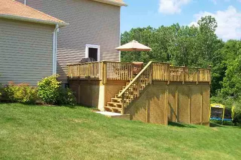 43 Trinity Pl, Selkirk, NY 12158 photo 3