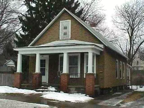 132 Division St, Schenectady, NY 12304 photo 1