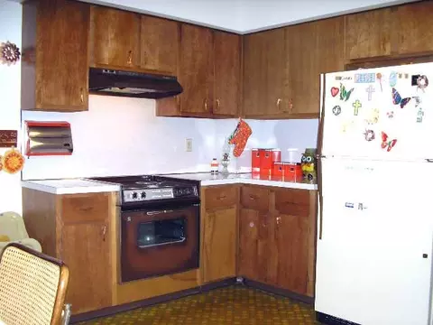 75 Princeton St, Schenectady, NY 12304 photo 4