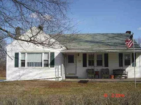 1686 River Rd, Selkirk, NY 12158 photo 1