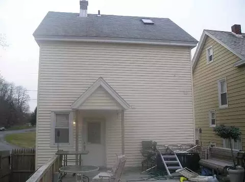 95 Willow Ave, Schenectady, NY 12304 photo 4