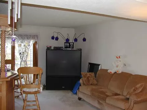 16 Wilton Ct, Halfmoon, NY 12065 photo 9