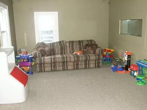 60 Elsmere Ave, Delmar, NY 12054 photo 3