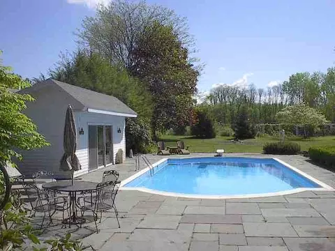 552 Rt 9w, Glenmont, NY 12077 photo 5