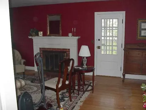 552 Rt 9w, Glenmont, NY 12077 photo 9