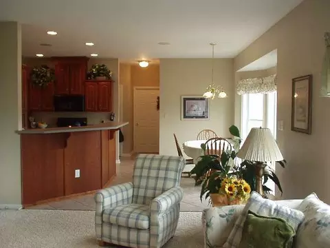 113 Hasgate Dr, Delmar, NY 12054 photo 5
