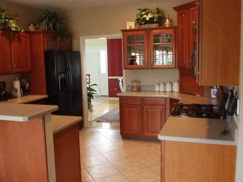 113 Hasgate Dr, Delmar, NY 12054 photo 2