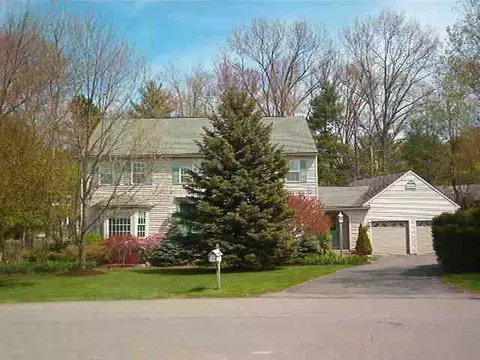 21 Durham Ct, Delmar, NY 12054 photo 1