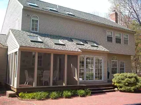 21 Durham Ct, Delmar, NY 12054 photo 5