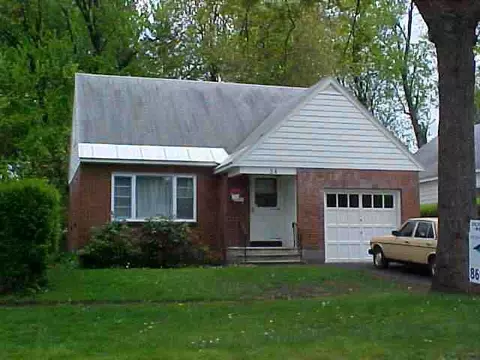 54 Eastholm Rd, Schenectady, NY 12304 photo 1