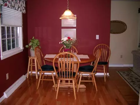 14 Arthur Ter, Slingerlands, NY 12159 photo 3