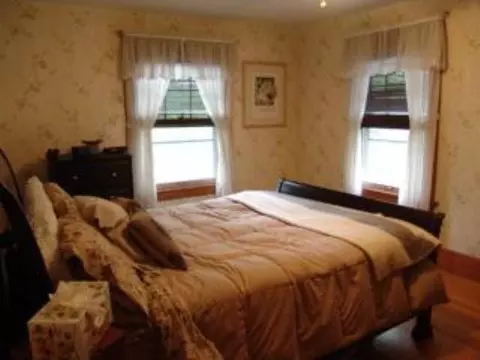 872 Wright Ave, Schenectady, NY 12309 photo 4