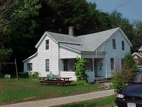 47 Hamilton Ave, Corinth, NY 12822 photo 2