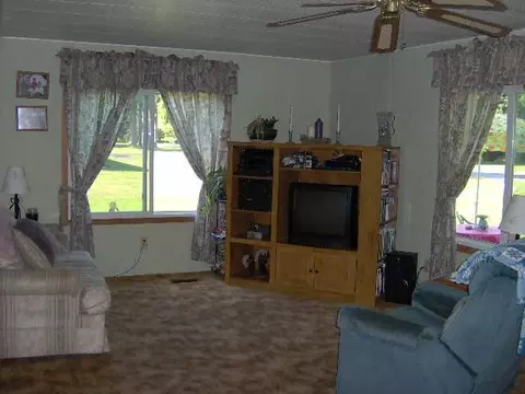 114 Pleasant Ave, Middleburgh, NY 12122 photo 9