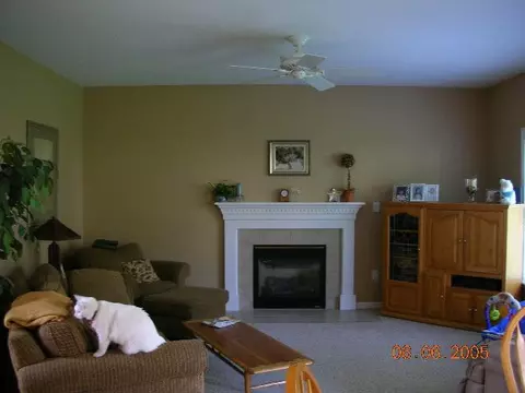 200 Hasgate Dr, Delmar, NY 12054 photo 3
